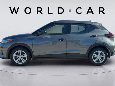 Used 2025 Nissan Kicks Play S image 4