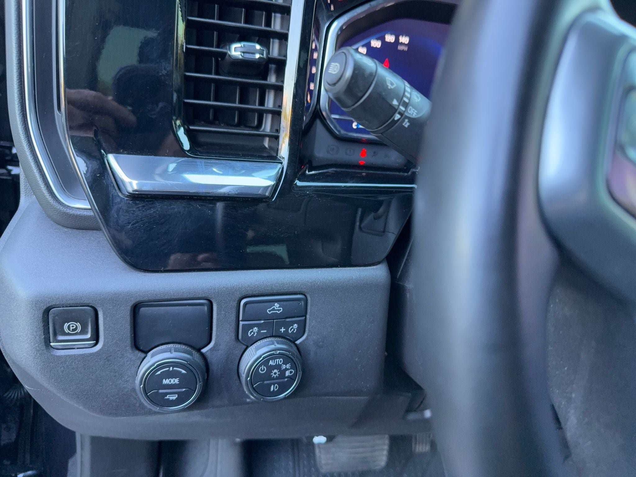 Used 2024 Chevrolet Silverado 1500 RST RWD image 14