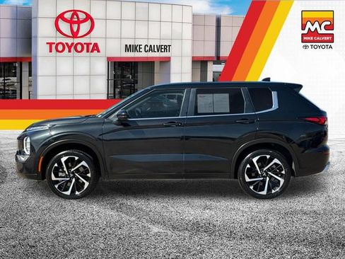 Used 2024 Mitsubishi Outlander SE AWD/4WD image 2