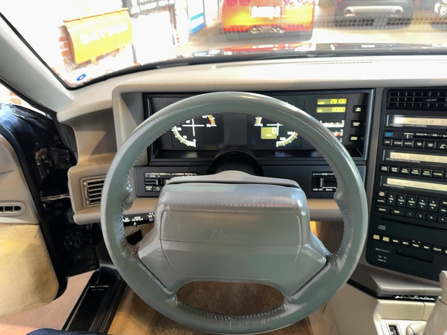 Used 1993 Cadillac Allante FWD image 18