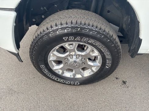 Used 2024 RAM 2500 Laramie w/ Safety Group image 34