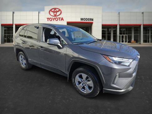 Used 2025 Toyota RAV4 LE image 3