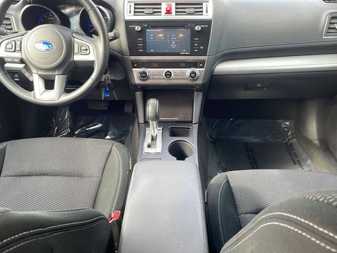 Used 2017 Subaru Outback 2.5i Premium image 14
