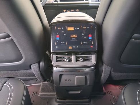 New 2026 Cadillac Vistiq Luxury image 29