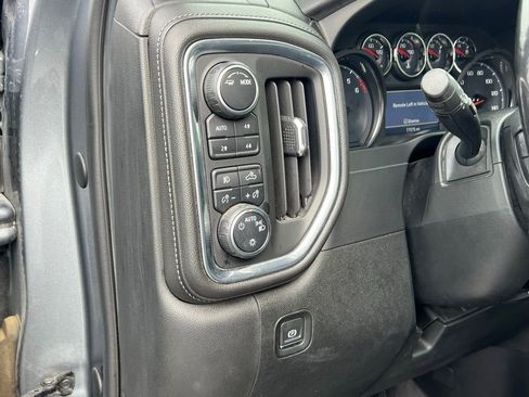 Used 2020 Chevrolet Silverado 1500 LT Trail Boss image 30