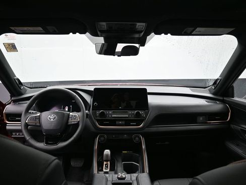 Certified 2026 Toyota Grand Highlander AWD Hybrid image 28