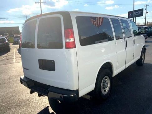 Used 2018 Chevrolet Express 3500 LT w/ LT Preferred Equipment Group image 5