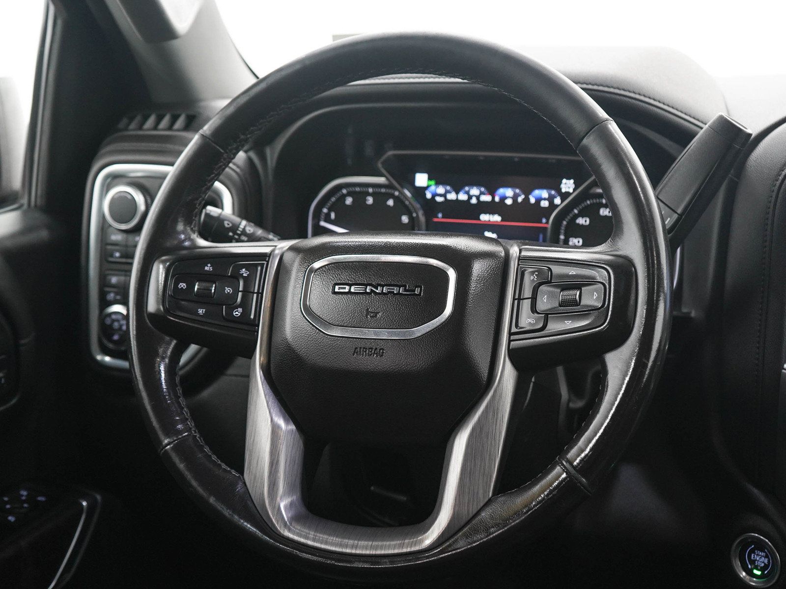 Used 2019 GMC Sierra 1500 Denali w/ Denali Ultimate Package AWD/4WD image 17