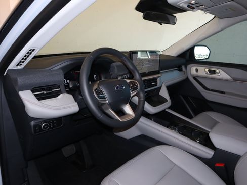 New 2026 Ford Explorer Active w/ Active Comfort Package image 21