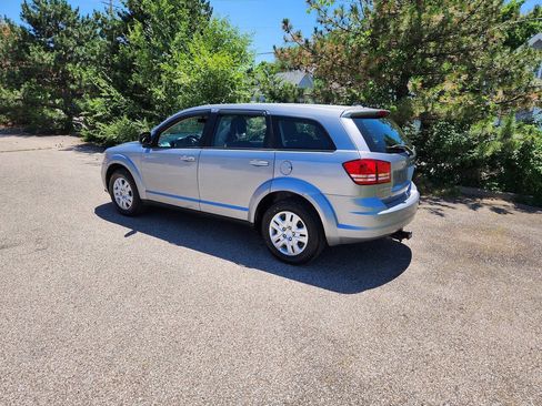 Used 2015 Dodge Journey American Value Package FWD image 12