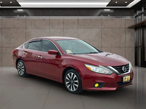 Used 2017 Nissan Altima 2.5 SV FWD image 12