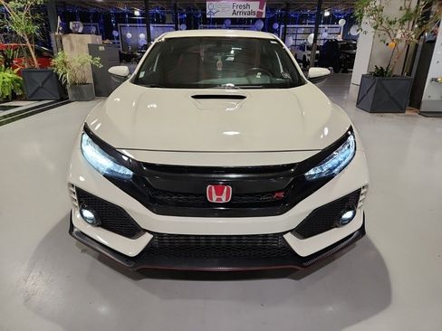 Used 2019 Honda Civic Type R image 3