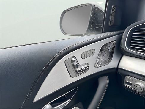New 2025 Mercedes-Benz GLE 53 AMG 4MATIC image 10