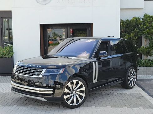 Used 2023 Land Rover Range Rover Autobiography AWD/4WD image 1
