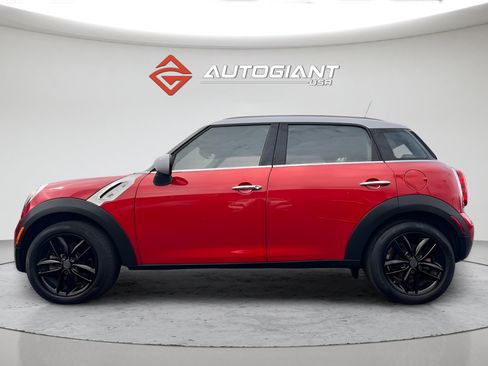 Used 2013 MINI Cooper Countryman FWD image 3