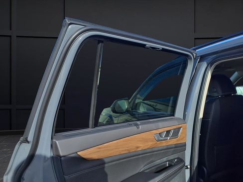 New 2026 Volkswagen Atlas SE image 41