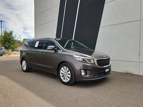 Used 2016 Kia Sedona EX FWD image 3
