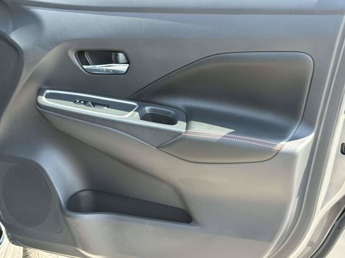 Used 2025 Nissan Versa SR w/ Trunk Package FWD image 7