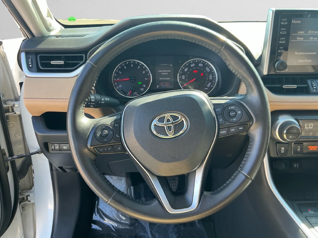 Used 2019 Toyota RAV4 XLE Premium w/ Cold Weather Package AWD/4WD image 12