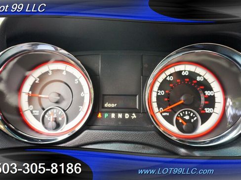 Used 2014 RAM C/V Tradesman w/ UConnect Hands-Free Group FWD image 19