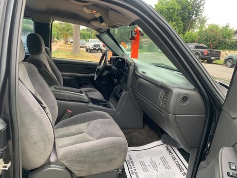 Used 2005 Chevrolet Silverado 1500 LS w/ Safe And Sound Package image 10