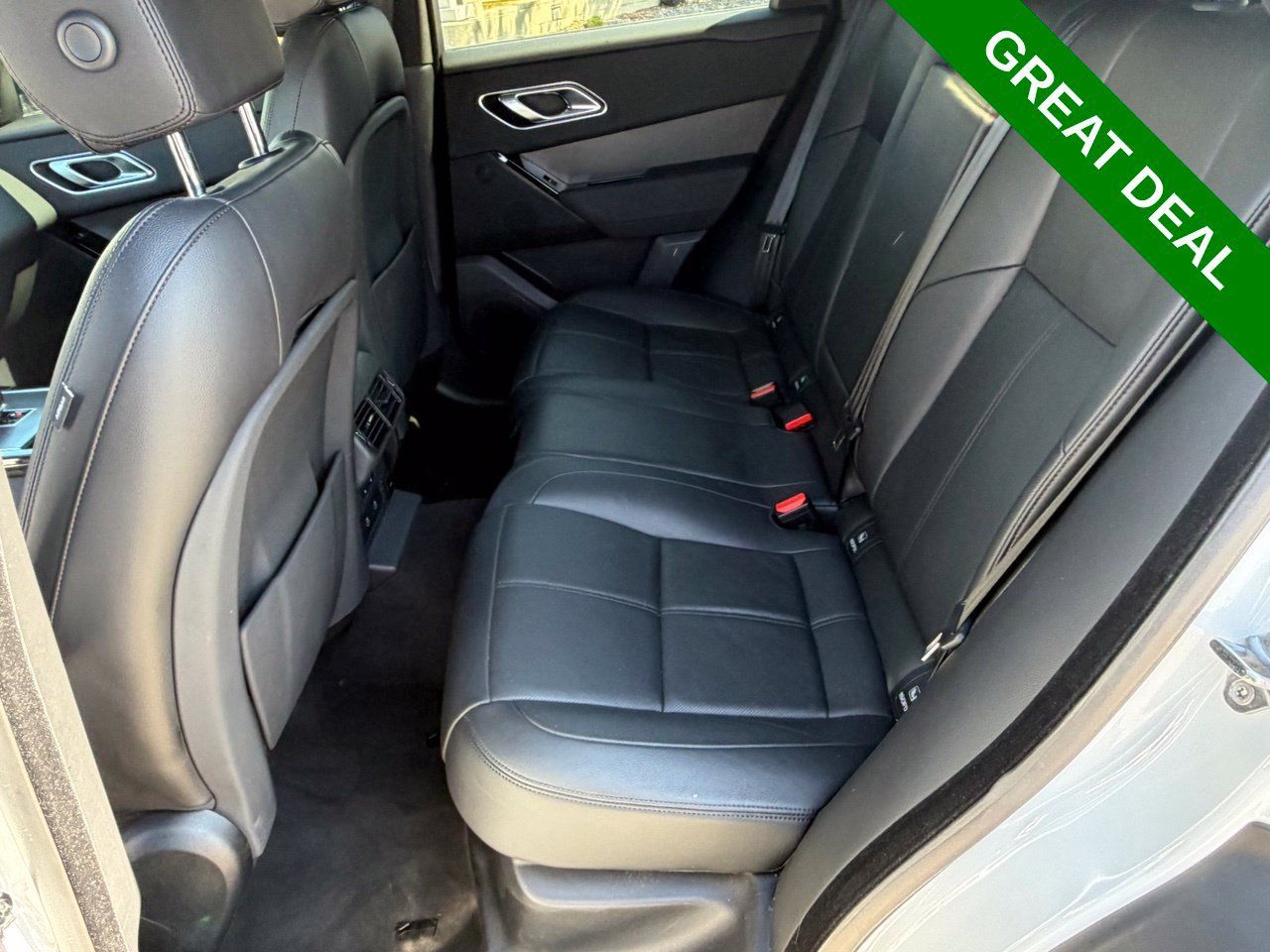 Used 2025 Land Rover Range Rover Velar Dynamic SE AWD/4WD image 33