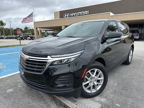 Used 2023 Chevrolet Equinox LS w/ Driver Confidence II Package FWD image 5