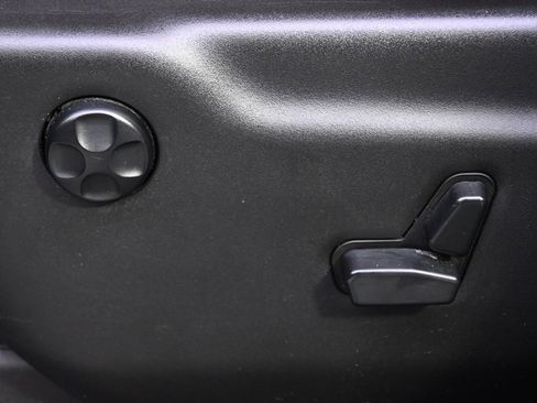 Used 2017 Jeep Grand Cherokee Summit image 14