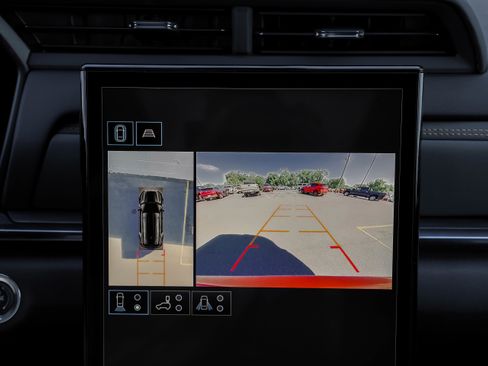 New 2026 GMC Terrain AT4 w/ Convenience Package III image 42