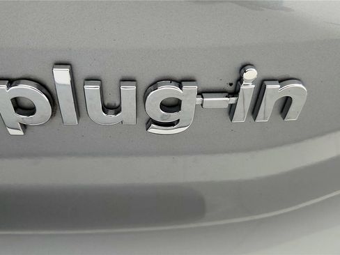 Used 2020 Hyundai Ioniq SEL image 14