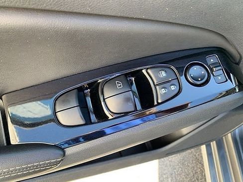 Used 2023 Nissan Altima 2.5 SV image 20