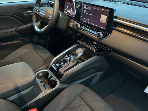 New 2026 GMC Canyon Elevation w/ Convenience Package image 16