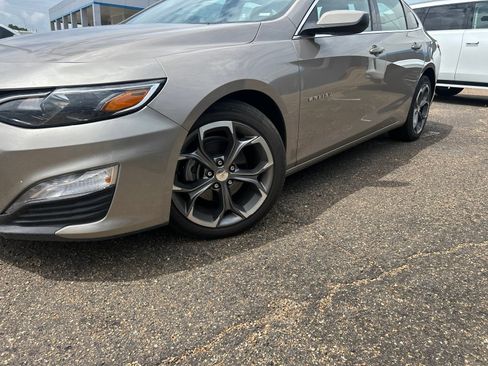 Used 2024 Chevrolet Malibu LT FWD image 19