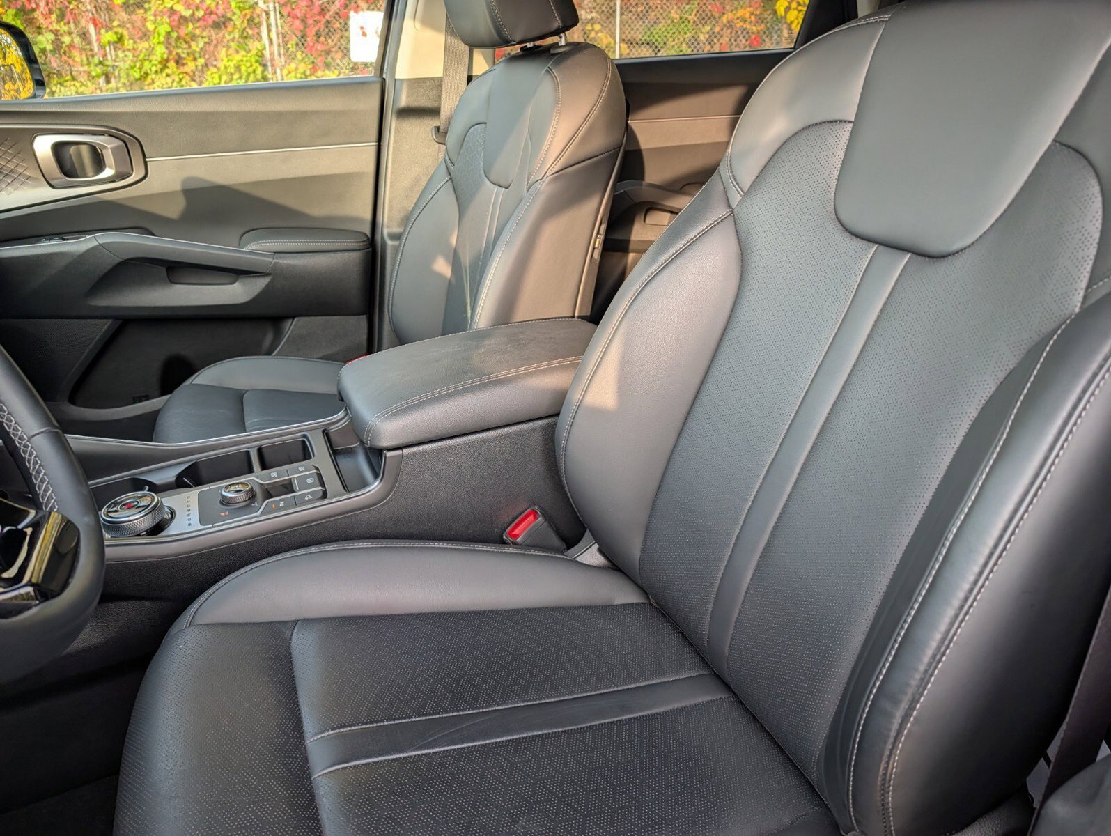 Used 2023 Kia Sorento EX AWD/4WD image 21