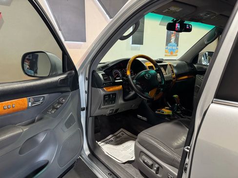 Used 2007 Lexus GX 470 image 9