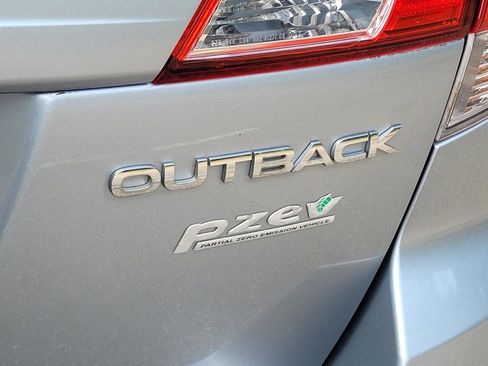 Used 2012 Subaru Outback 2.5i Premium w/ All-Weather Pkg image 25