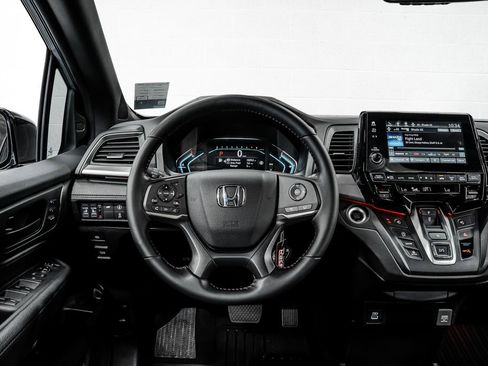Used 2024 Honda Odyssey Sport image 24
