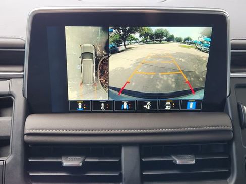 Used 2023 Chevrolet Tahoe LT w/ Luxury Package AWD/4WD image 6