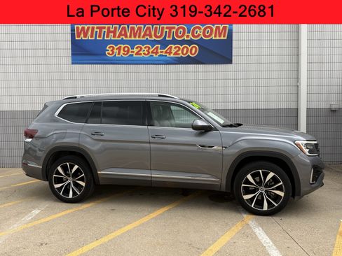 Used 2024 Volkswagen Atlas SEL Premium R-Line AWD/4WD image 3