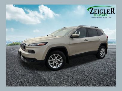 Used 2015 Jeep Cherokee Latitude w/ Comfort/Convenience Group
