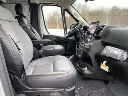 New 2025 RAM ProMaster 3500 w/ Quick Order Package 22H SLT+ FWD image 19