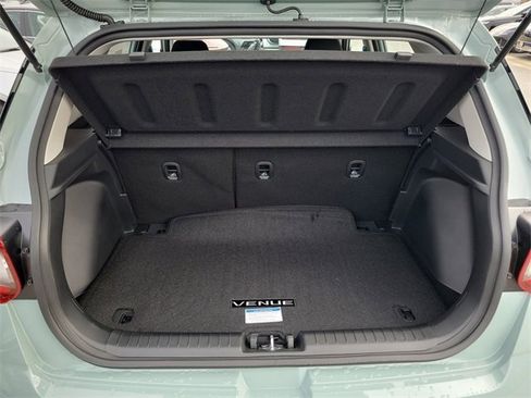 New 2026 Hyundai Venue SE image 21
