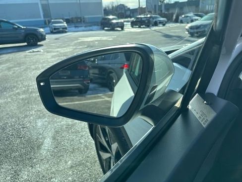 Certified 2023 Volkswagen ID.4 Pro S image 15