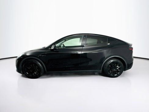 Used 2022 Tesla Model Y Long Range AWD/4WD image 4