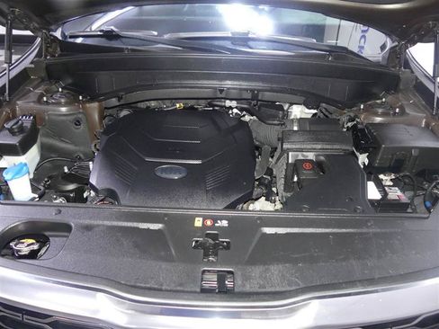 Used 2021 Kia Telluride S AWD/4WD image 12