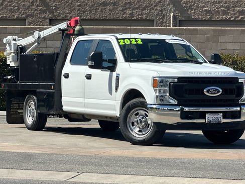 Used 2022 Ford F350 XL w/ Power Equipment Group RWD image 2