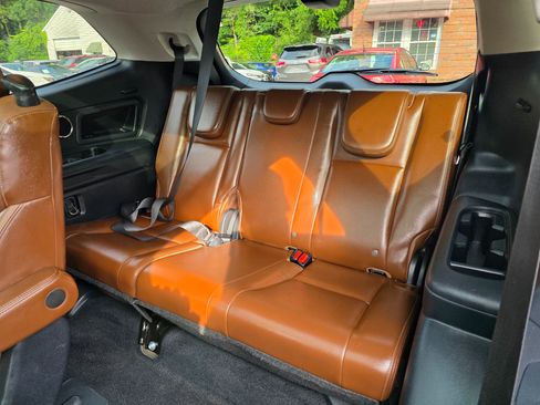 Used 2019 Subaru Ascent Touring image 12