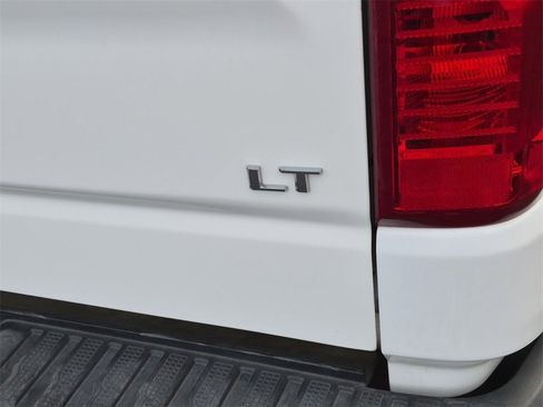 Used 2020 Chevrolet Silverado 1500 LT w/ Texas Edition image 9