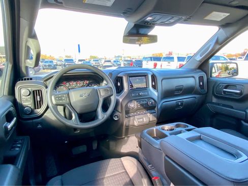 New 2026 Chevrolet Silverado 1500 Custom Trail Boss w/ LPO, Dark Essentials Package image 39