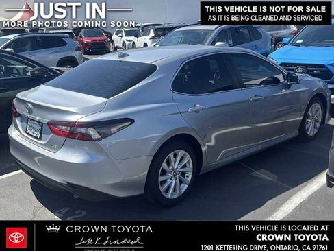 Used 2021 Toyota Camry LE w/ Convenience Package image 2